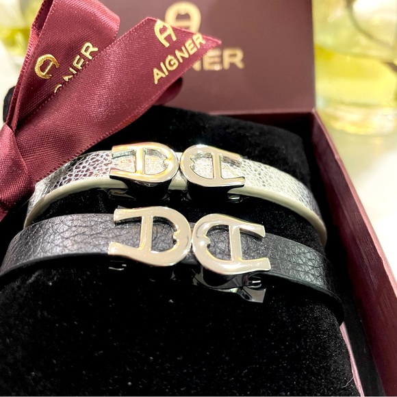 NEW ETIENNE AIGNER Togo Leather Double Tour Logo Bracelet - Picture 3 of 16